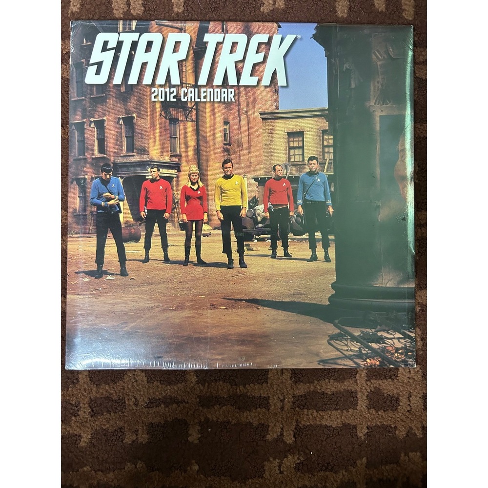 Star Trek 2012 Calendar Original Series Kirk Spock McCoy New Sealed‎